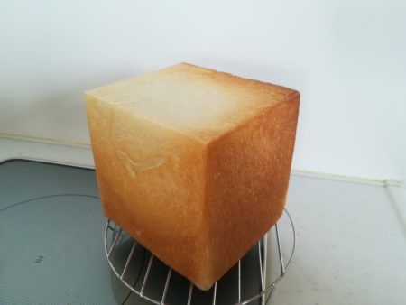 アルタイトスーパーシリコン加工型食パン